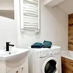 Blisko Dworca Host Nawrot 56 * Lodz
