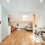 Apartment Blisko Dworca Host Nawrot 56