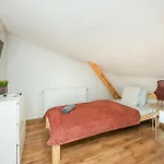 Apartment Blisko Dworca Host Nawrot 56