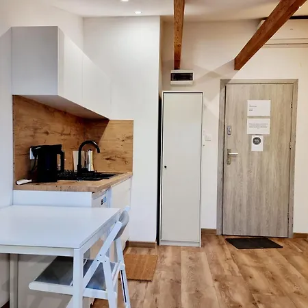 Host Nawrot Apartment *
