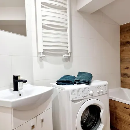 Host Nawrot Apartment *