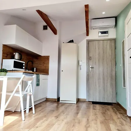 Apartament Blisko Dworca Host Nawrot 56 *