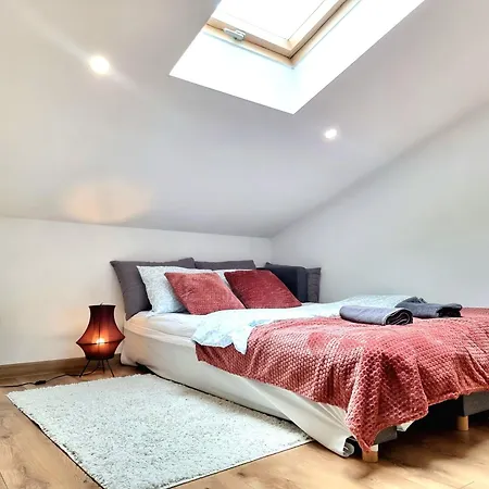 Apartament Blisko Dworca Host Nawrot 56 *