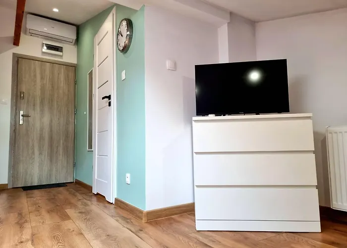 דירה Blisko Dworca Host Nawrot 56 לודז'