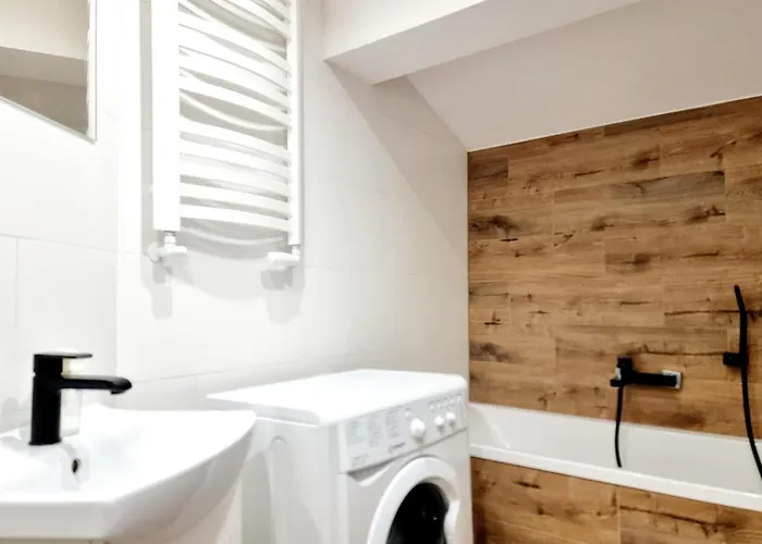 Blisko Dworca Host Nawrot 56 *